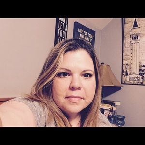 Meet your Posher, Jessica